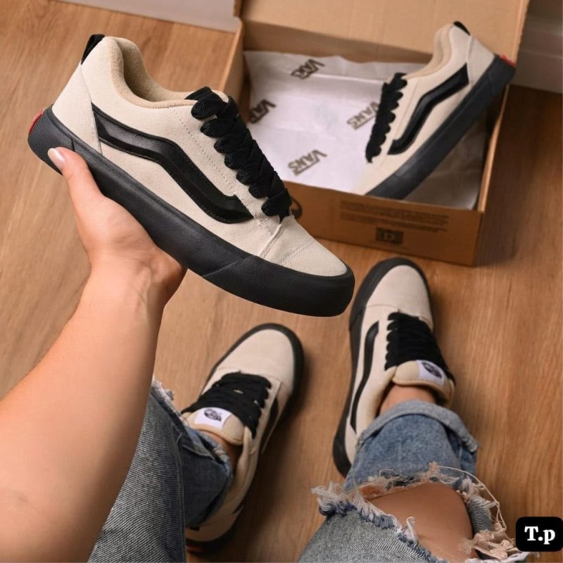 VANS KNU SKOOL