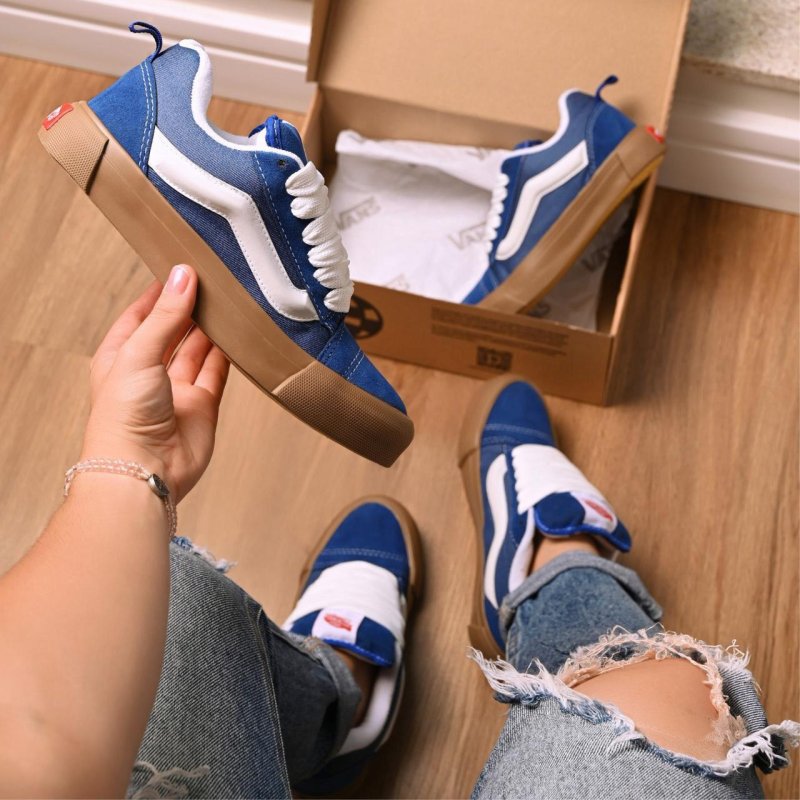 VANS KNU SKOOL