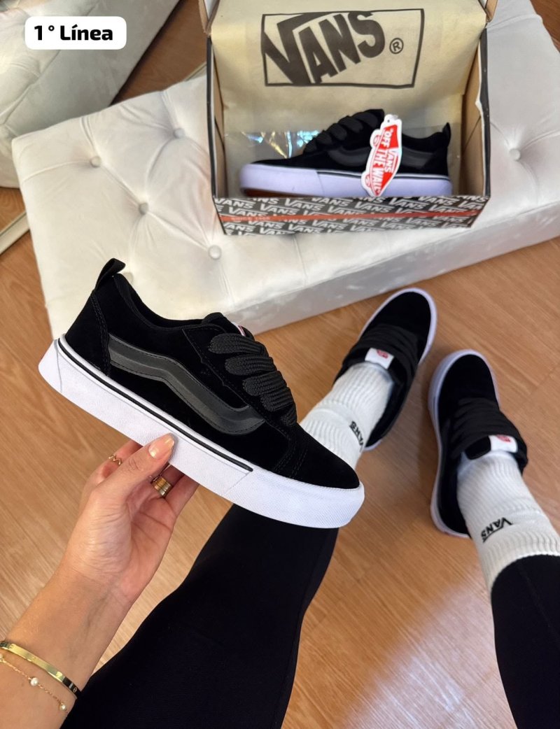 VANS KNU SKOOL