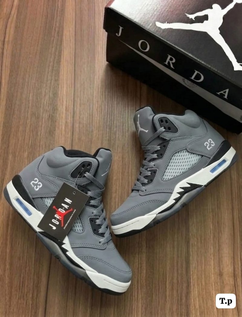 NIKE JORDAN ~RETRO~ 5