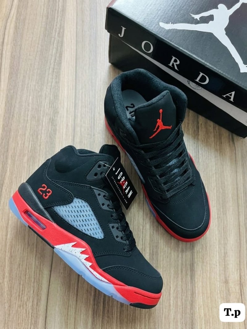 NIKE JORDAN ~RETRO~ 5
