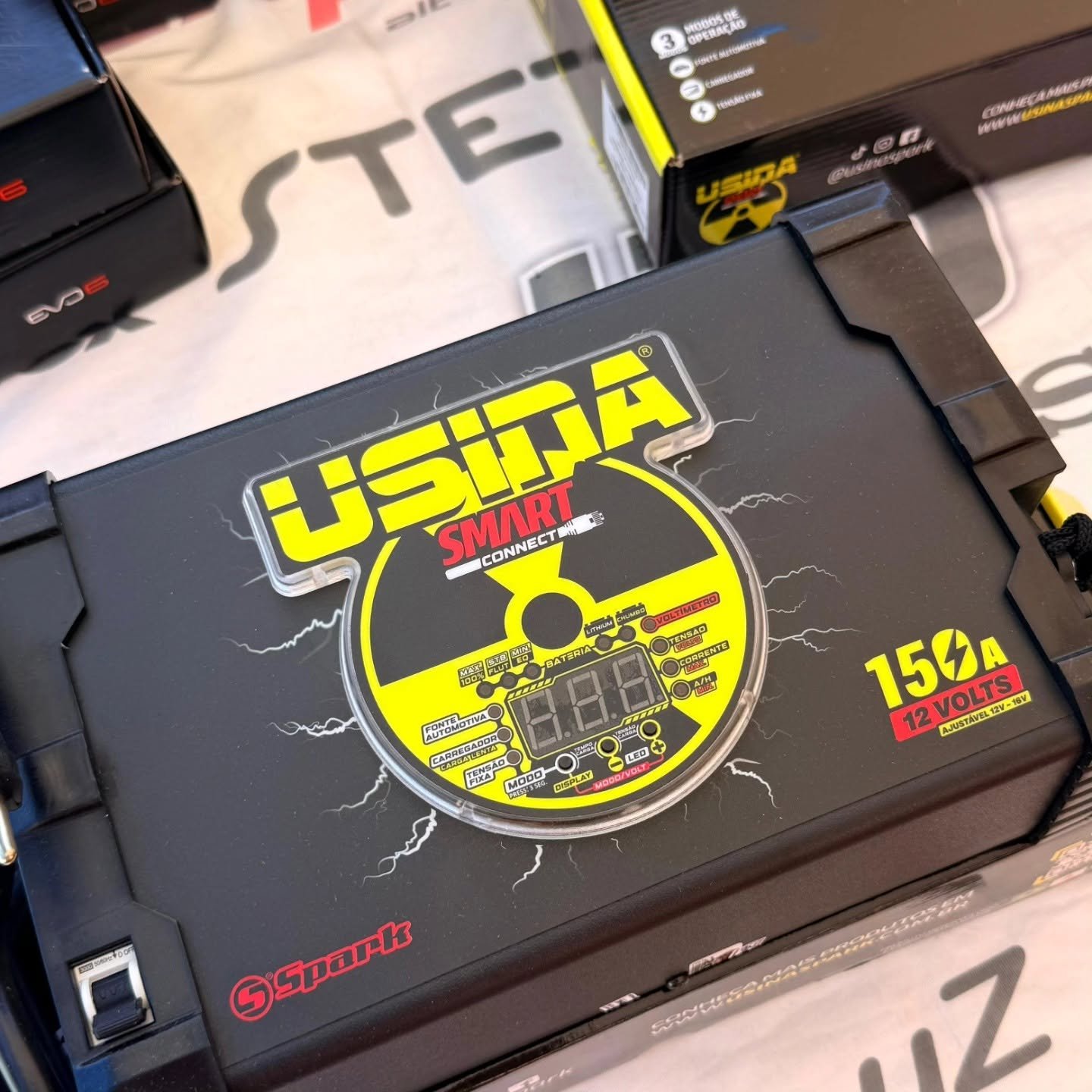 Fuente de alimentación y cargador de baterías Usina 150A Smart Connect Spark