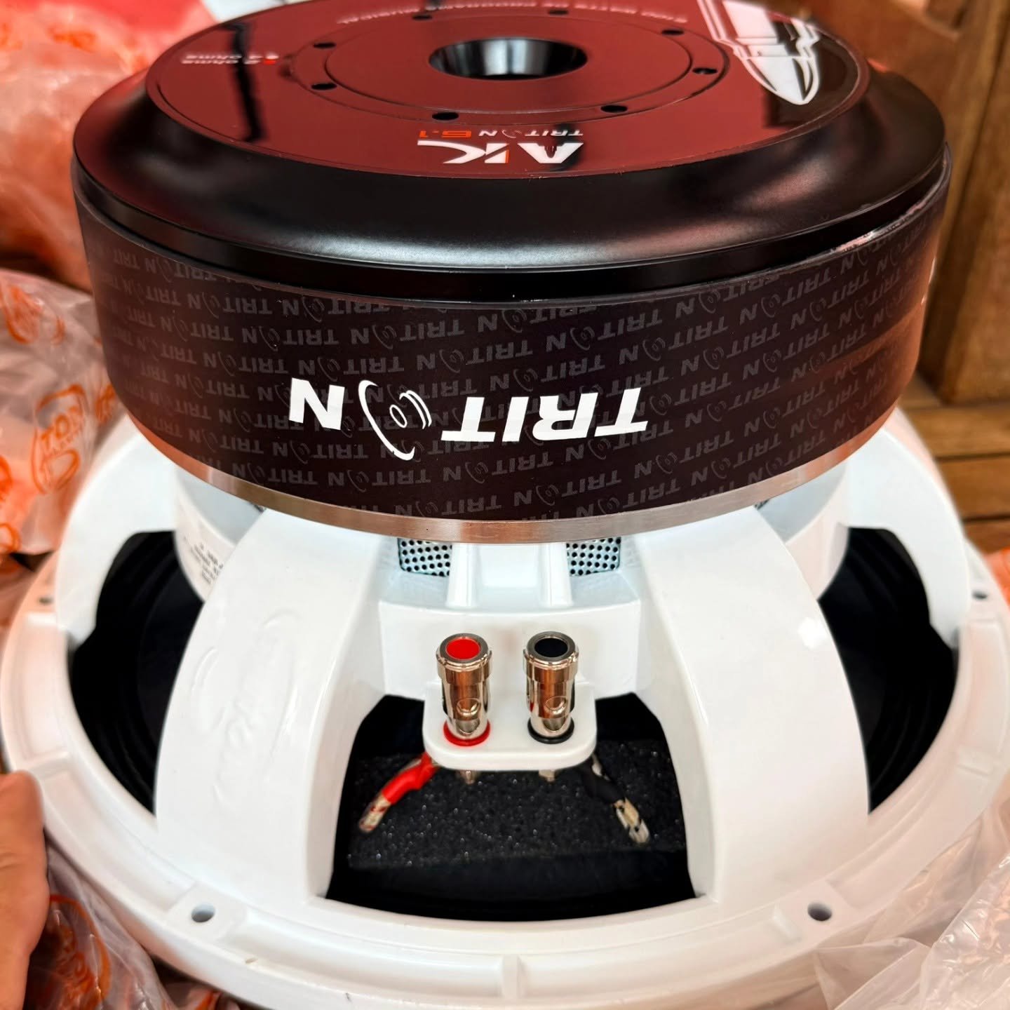 Woofer Alto-Falante Triton AK 6.1 (12" / 3050W RMS / 6100W PM)