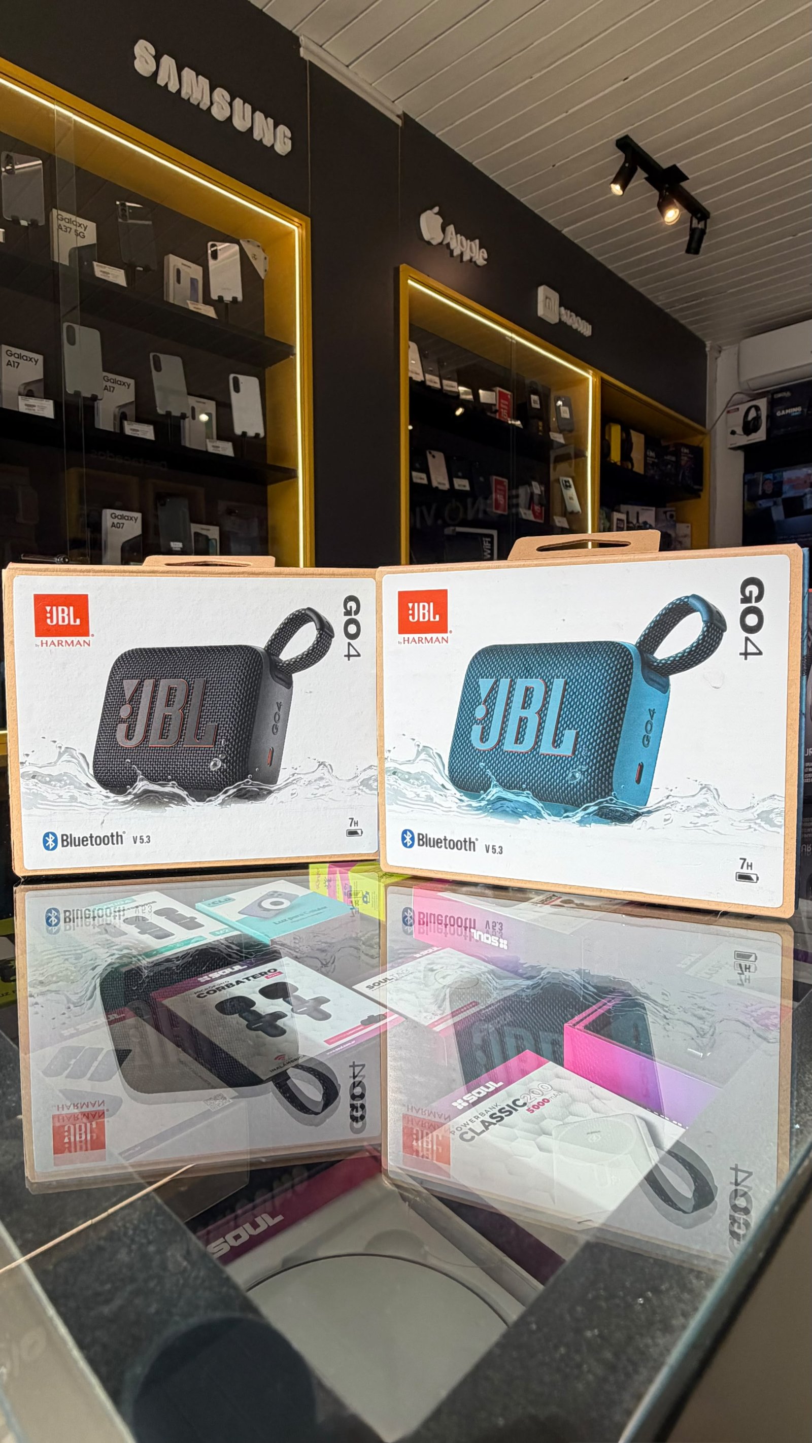 Parlantes portátiles JBL Go 4