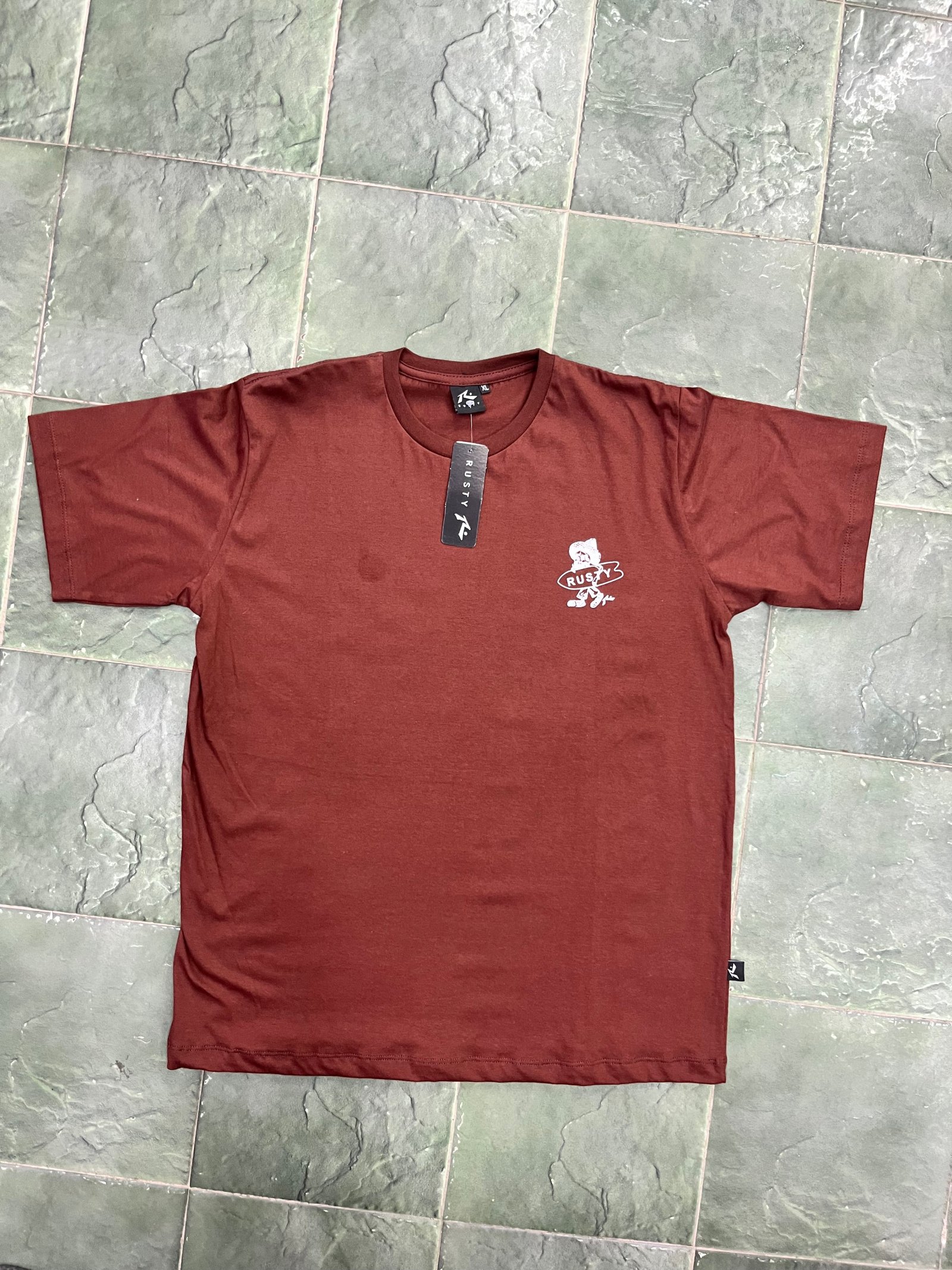 Remera Rusty